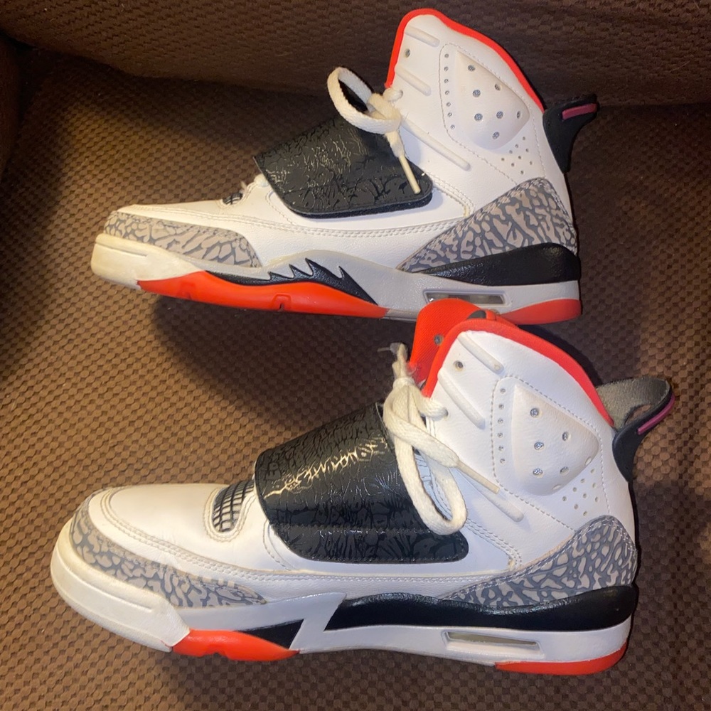 Nike - Jordan Son of Mars Hot Lava 2015- Size 5